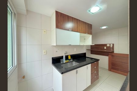 Apartamento para alugar com 93m², 2 quartos e 1 vagaCozinha