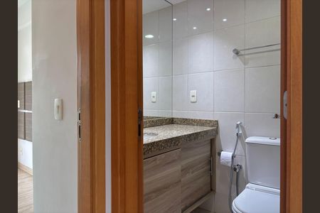 Apartamento para alugar com 93m², 2 quartos e 1 vagaBanheiro social