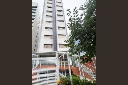 Apartamento para alugar com 120m², 3 quartos e 1 vagaFachada