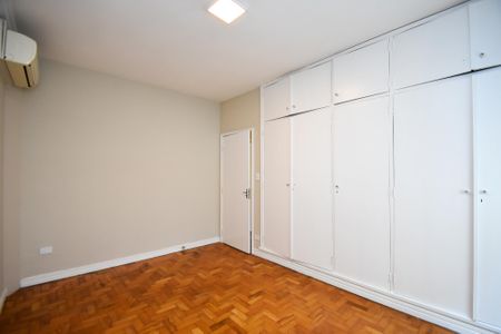 Apartamento para alugar com 120m², 3 quartos e 1 vagaQuarto 2