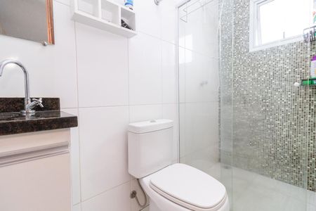 Casa de condomínio para alugar com 60m², 2 quartos e 2 vagasBanheiro da Suíte 1