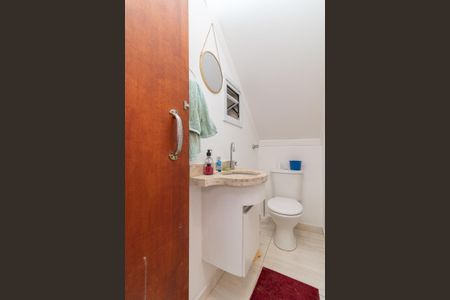 Casa de condomínio para alugar com 60m², 2 quartos e 2 vagasLavabo