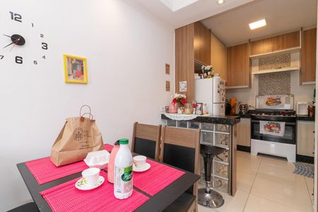 Casa de condomínio para alugar com 60m², 2 quartos e 2 vagasCozinha