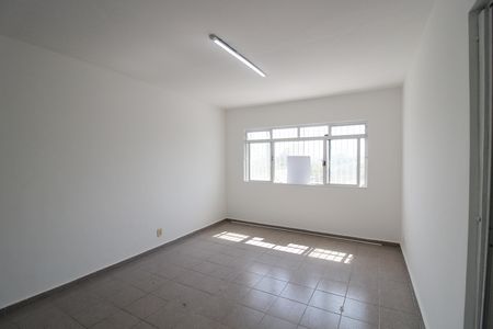 Sala de casa para alugar com 1 quarto, 100m² em Jardim Ester, São Paulo