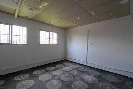 Quintal coberto de casa para alugar com 1 quarto, 100m² em Jardim Ester, São Paulo