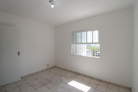 Quarto 1 de casa para alugar com 1 quarto, 100m² em Jardim Ester, São Paulo