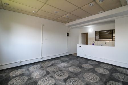 Quintal coberto de casa para alugar com 1 quarto, 100m² em Jardim Ester, São Paulo
