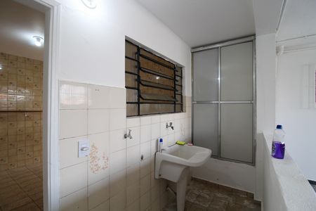 Área de Serviço de casa para alugar com 1 quarto, 100m² em Jardim Ester, São Paulo