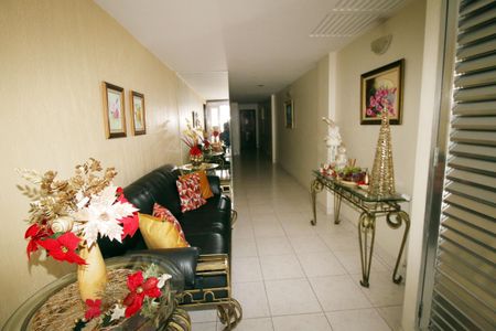 Apartamento à venda com 130m², 3 quartos e 1 vagaÁrea comum - Hall de Entrada