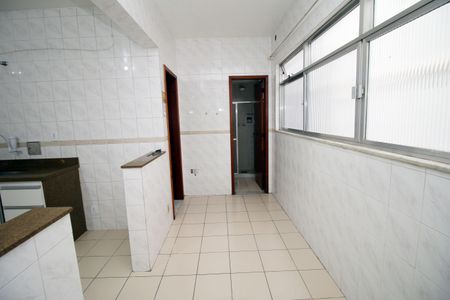 Apartamento à venda com 130m², 3 quartos e 1 vagaÁrea de Serviço