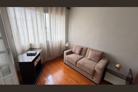 Sala de apartamento para alugar com 1 quarto, 50m² em Campo Belo, São Paulo