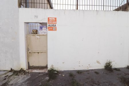 Casa para alugar com 40m², 1 quarto e sem vaga Casa para alugar com 40m², 1 quarto e sem vagaFachada