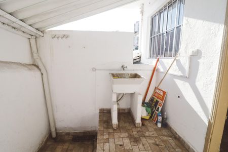 Casa para alugar com 40m², 1 quarto e sem vaga Casa para alugar com 40m², 1 quarto e sem vagaÁrea de Serviço