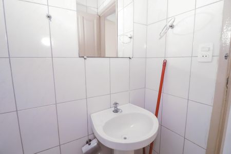 Banheiro de casa para alugar com 1 quarto, 40m² em Vila Dom Pedro Ii, São Paulo