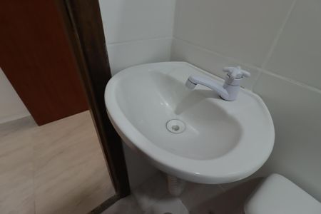 Casa para alugar com 118m², 3 quartos e 2 vagasBanheiro da Suíte 1 - Pia