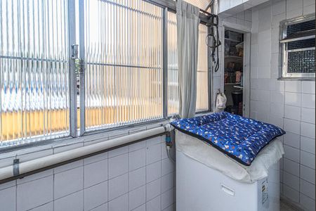 Apartamento à venda com 88m², 3 quartos e 1 vagaÁrea de serviço