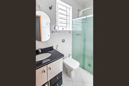 Casa à venda com 155m², 3 quartos e 1 vagaBanheiro