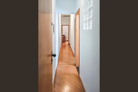 Corredor de casa à venda com 3 quartos, 155m² em Perdizes, São Paulo