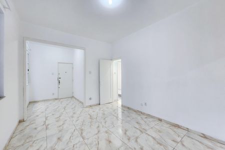 Apartamento para alugar com 90m², 3 quartos e 1 vaga Apartamento para alugar com 90m², 3 quartos e 1 vagaSala
