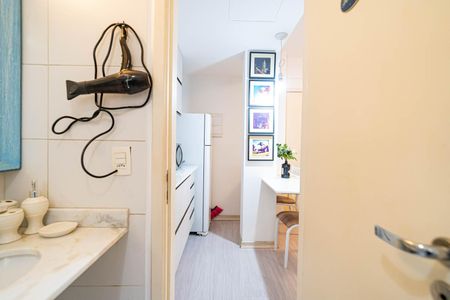 Studio para alugar com 25m², 1 quarto e sem vaga Studio para alugar com 25m², 1 quarto e sem vagaBanheiro