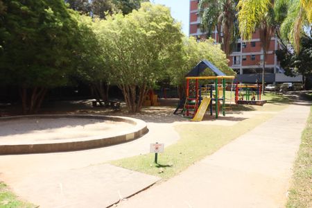 Apartamento para alugar com 70m², 2 quartos e 1 vagaÁrea comum - Playground