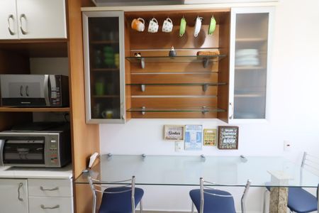 Apartamento para alugar com 70m², 2 quartos e 1 vagaCozinha 