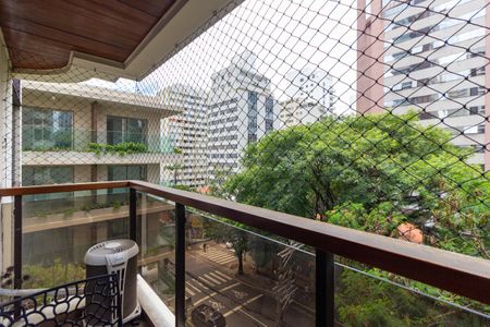 Varanda de apartamento para alugar com 1 quarto, 44m² em Cerqueira César, São Paulo