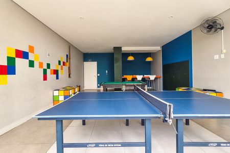 Apartamento para alugar com 55m², 2 quartos e 1 vagaÁrea comum