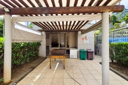 Apartamento para alugar com 55m², 2 quartos e 1 vagaÁrea comum - Churrasqueira