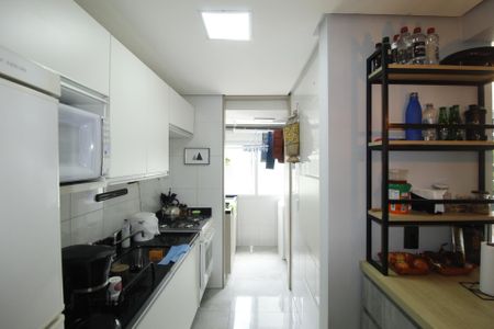 Apartamento à venda com 62m², 2 quartos e 2 vagasCozinha