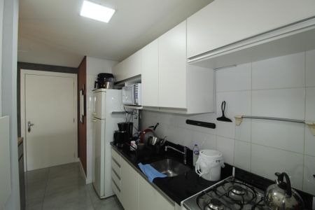 Apartamento à venda com 62m², 2 quartos e 2 vagasCozinha