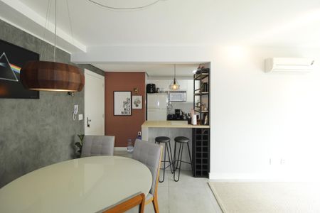 Apartamento à venda com 62m², 2 quartos e 2 vagasSala