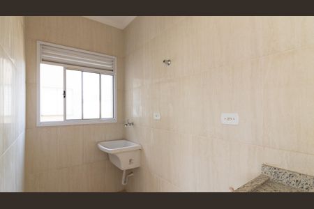 Apartamento à venda com 48m², 2 quartos e sem vaga Apartamento à venda com 48m², 2 quartos e sem vagaCozinha e Área de Serviço