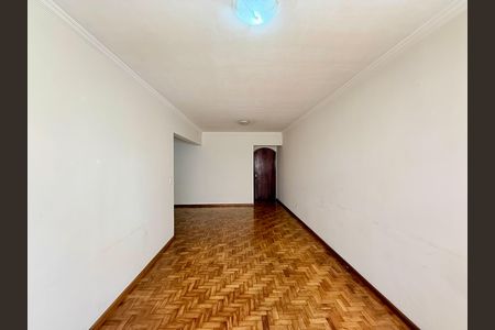 Apartamento à venda com 150m², 3 quartos e 1 vaga Apartamento à venda com 150m², 3 quartos e 1 vagaSala