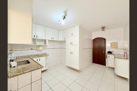 Apartamento à venda com 150m², 3 quartos e 1 vaga Apartamento à venda com 150m², 3 quartos e 1 vagaCozinha