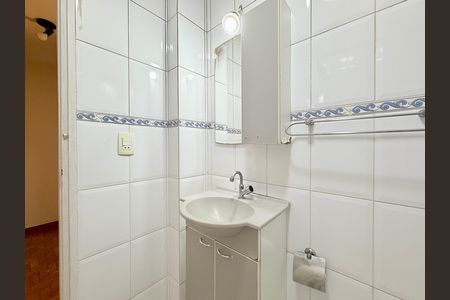 Apartamento à venda com 150m², 3 quartos e 1 vaga Apartamento à venda com 150m², 3 quartos e 1 vagaBanheiro Social