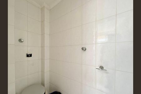 Apartamento à venda com 150m², 3 quartos e 1 vaga Apartamento à venda com 150m², 3 quartos e 1 vagaBanheiro de Serviço