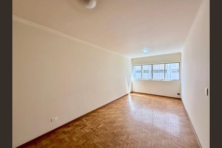 Apartamento à venda com 150m², 3 quartos e 1 vaga Apartamento à venda com 150m², 3 quartos e 1 vagaSala