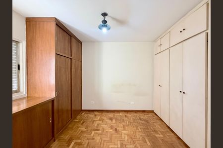 Apartamento à venda com 150m², 3 quartos e 1 vaga Apartamento à venda com 150m², 3 quartos e 1 vagaSuíte