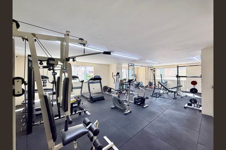 Apartamento à venda com 150m², 3 quartos e 1 vaga Apartamento à venda com 150m², 3 quartos e 1 vagaAcademia