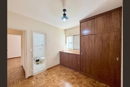 Apartamento à venda com 150m², 3 quartos e 1 vaga Apartamento à venda com 150m², 3 quartos e 1 vagaSuíte
