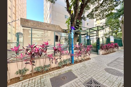Apartamento à venda com 150m², 3 quartos e 1 vaga Apartamento à venda com 150m², 3 quartos e 1 vagaFachada