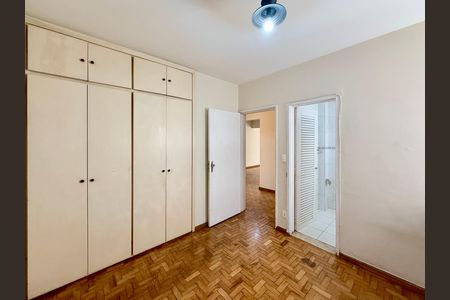 Apartamento à venda com 150m², 3 quartos e 1 vaga Apartamento à venda com 150m², 3 quartos e 1 vagaSuíte