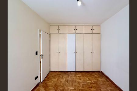 Apartamento à venda com 150m², 3 quartos e 1 vaga Apartamento à venda com 150m², 3 quartos e 1 vagaQuarto 2