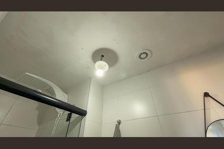 Apartamento à venda com 28m², 1 quarto e sem vagaBanheiro