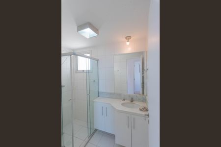 Apartamento para alugar com 70m², 3 quartos e 2 vagasBanheiro