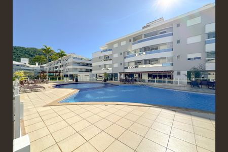 Apartamento para alugar com 80m², 2 quartos e 1 vagaÁrea comum - Piscina