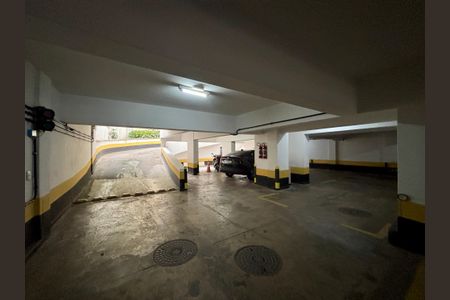 Apartamento para alugar com 83m², 2 quartos e 1 vaga Apartamento para alugar com 83m², 2 quartos e 1 vagaGaragem