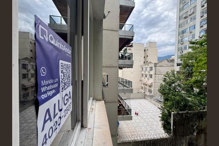 Apartamento para alugar com 83m², 2 quartos e 1 vaga Apartamento para alugar com 83m², 2 quartos e 1 vagaPlaca