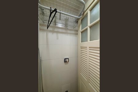 Apartamento para alugar com 83m², 2 quartos e 1 vaga Apartamento para alugar com 83m², 2 quartos e 1 vagaÁrea de serviço - banheiro